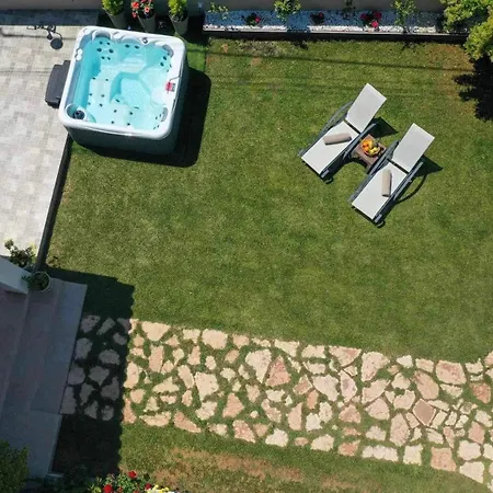 Villa Tesoro *